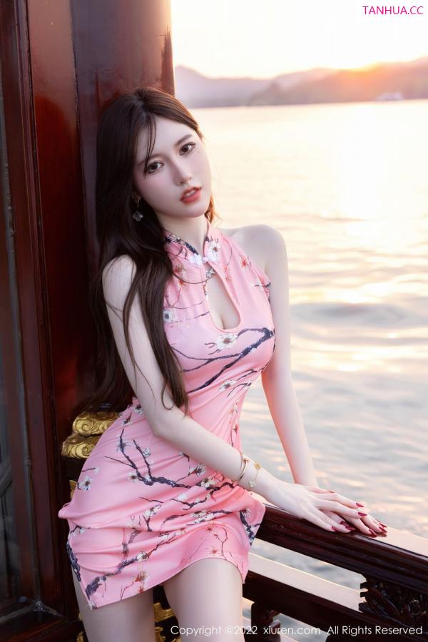 美桃酱  [XiuRen]高清写真图 2022.08.30 No.5515 美桃酱第13张图片